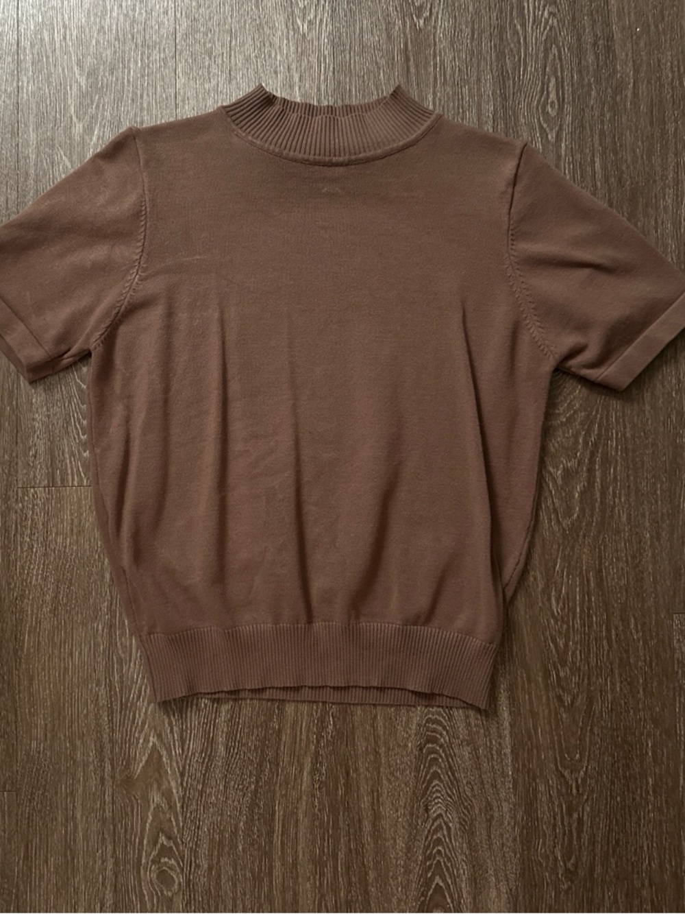 Short Sleeve Mock Neck Knit Top - Brown